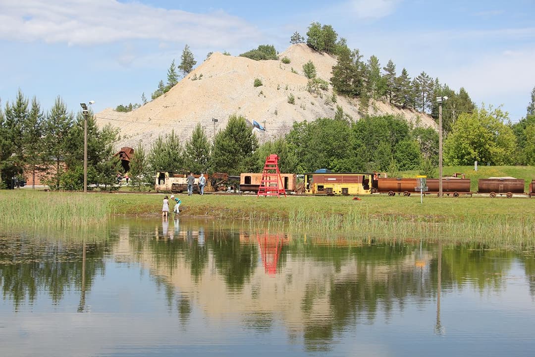 Co-ethnographers in the Storm